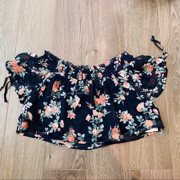 (Sz XS) A&F Off Shoulder Skirt Set - Picture 4 of 6